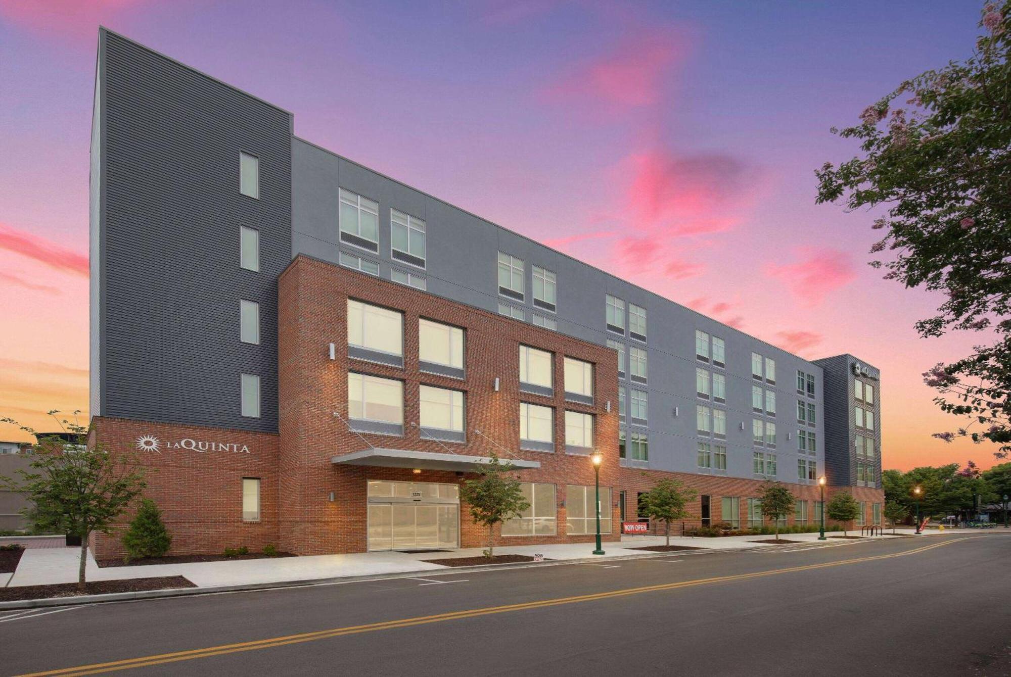 La Quinta Inn & Suites By Wyndham Chattanooga Downtown/South Exteriér fotografie