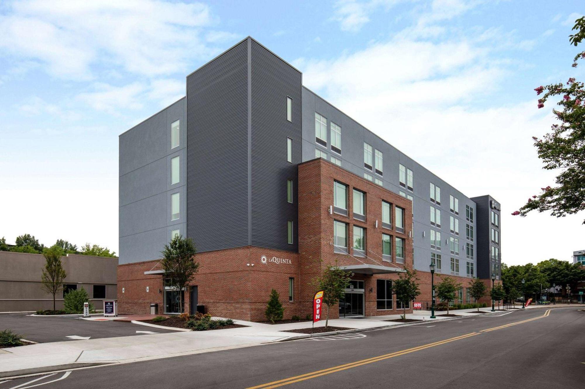 La Quinta Inn & Suites By Wyndham Chattanooga Downtown/South Exteriér fotografie